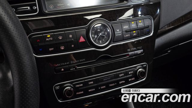 Kia K7 2014 — photo 17