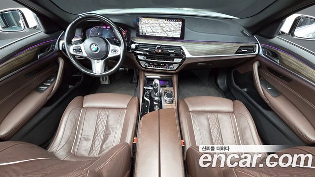 BMW 5-Series 2021 — photo 7