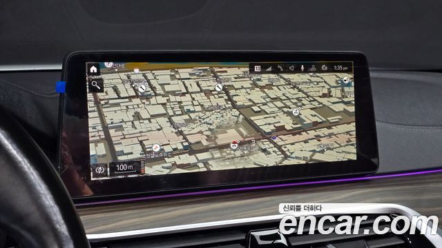 BMW 5-Series 2021 — photo 13