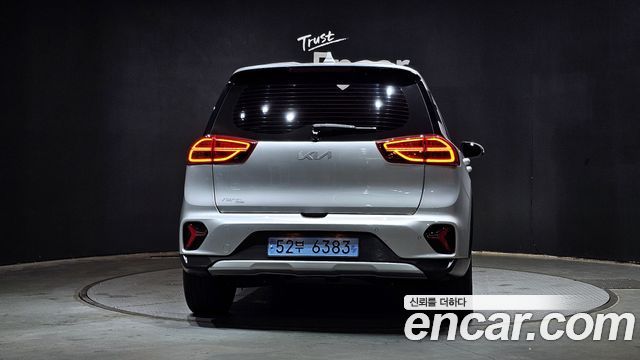 Kia Niro 2023 — photo 4