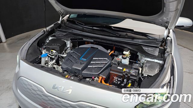Kia Niro 2023 — photo 6