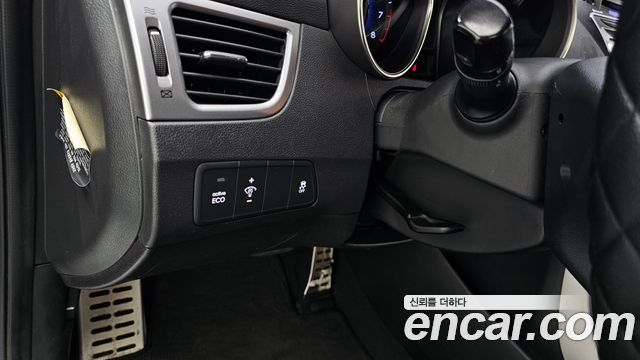 Hyundai AVANTE 2011 — photo 16