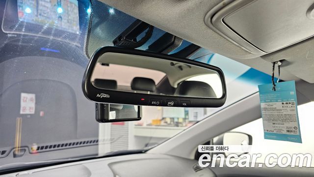 Hyundai AVANTE 2011 — photo 17