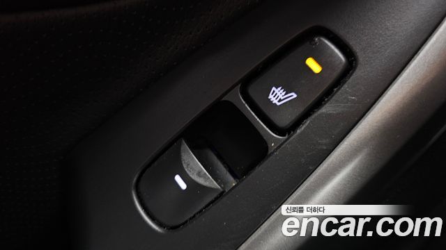 Hyundai AVANTE 2011 — photo 18