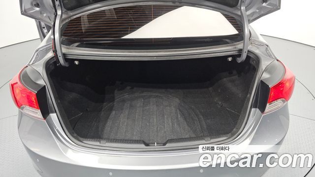 Hyundai AVANTE 2011 — photo 20