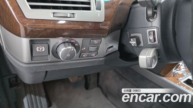 BMW 7-Series 2007 — photo 14