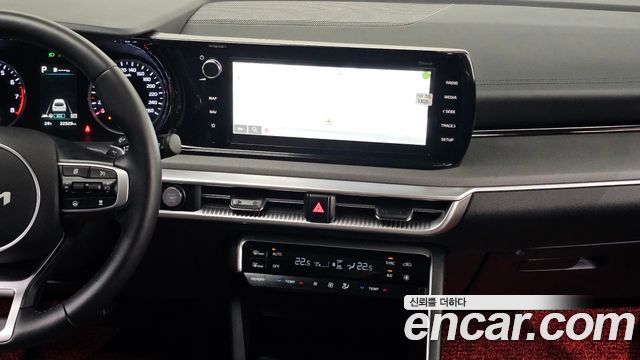 Kia K5 2022 — photo 14