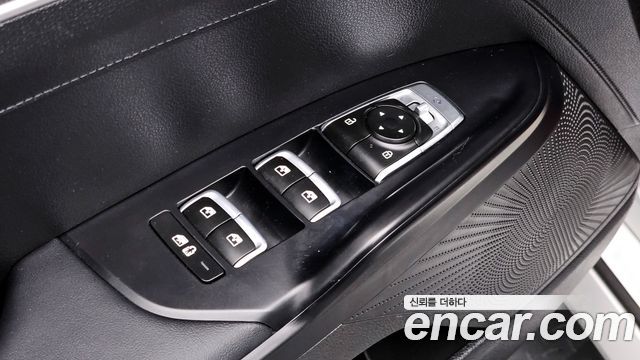 Kia K5 2022 — photo 17