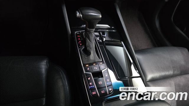 Kia K7 2019 — photo 9