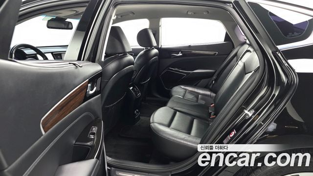 Kia K7 2019 — photo 12