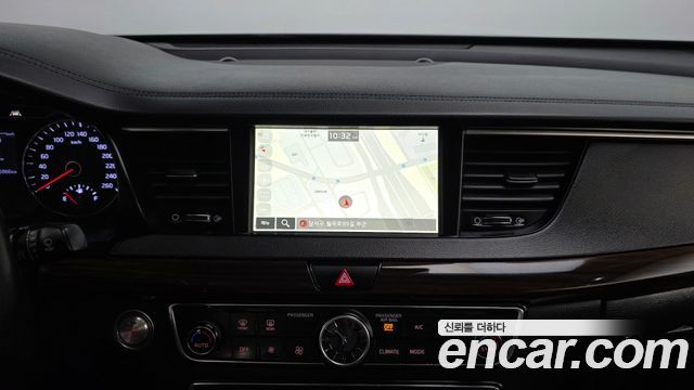 Kia K7 2019 — photo 14