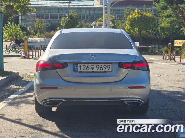 Mercedes-Benz E-Class 2021 — photo 5