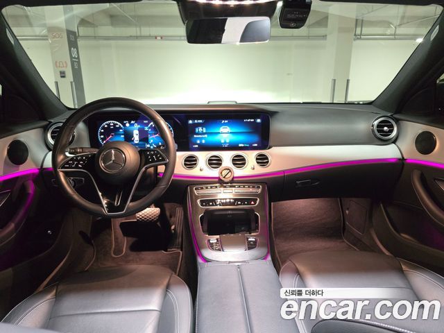 Mercedes-Benz E-Class 2021 — photo 15