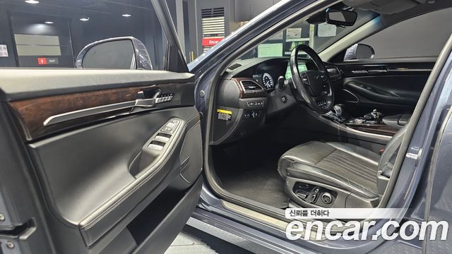 Genesis EQ900 2016 — photo 13