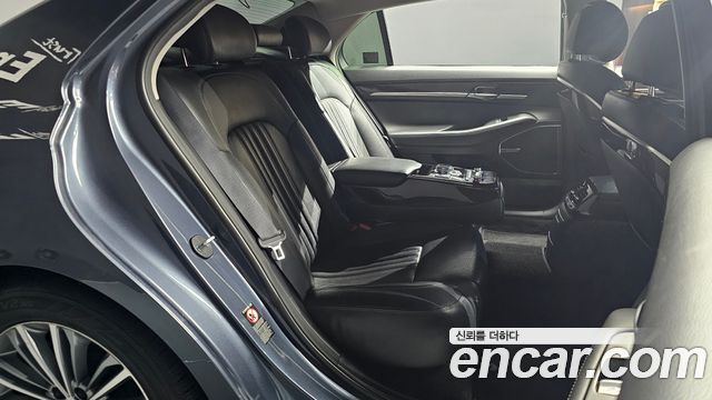 Genesis EQ900 2016 — photo 18