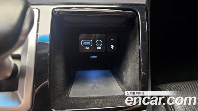 Genesis EQ900 2016 — photo 27