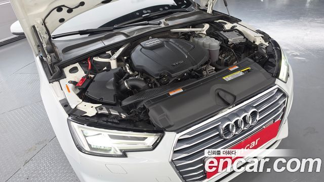 Audi A4 2019 — photo 6