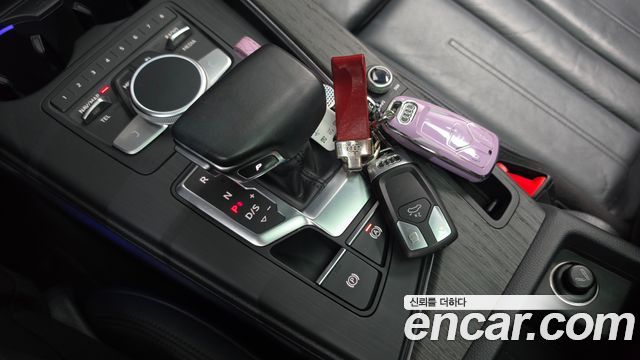Audi A4 2019 — photo 12