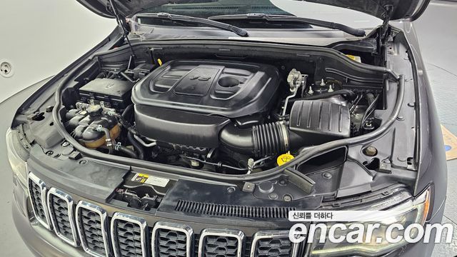 Jeep Cherokee 2021 — photo 6