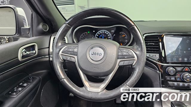 Jeep Cherokee 2021 — photo 15