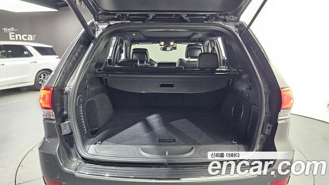 Jeep Cherokee 2021 — photo 22