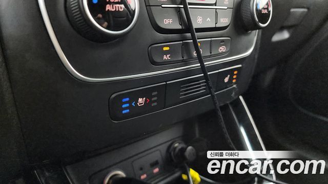 Kia Sorento 2013 — photo 30