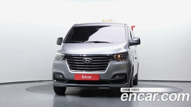 Hyundai Starex 2019 — photo 3