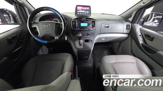 Hyundai Starex 2019 — photo 7