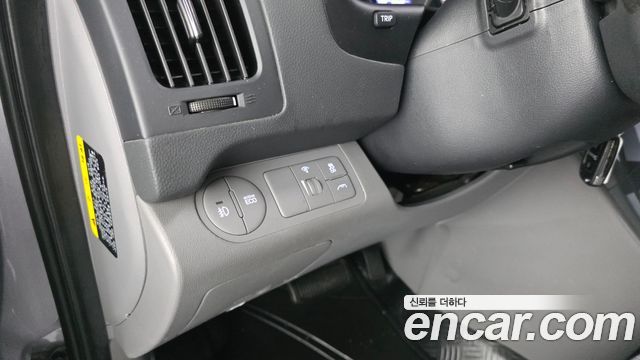 Hyundai Starex 2019 — photo 14