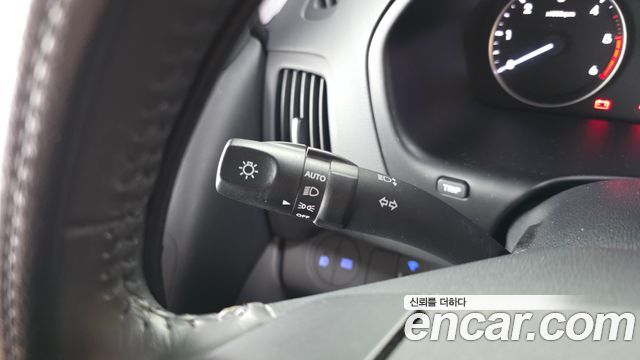 Hyundai Starex 2019 — photo 18