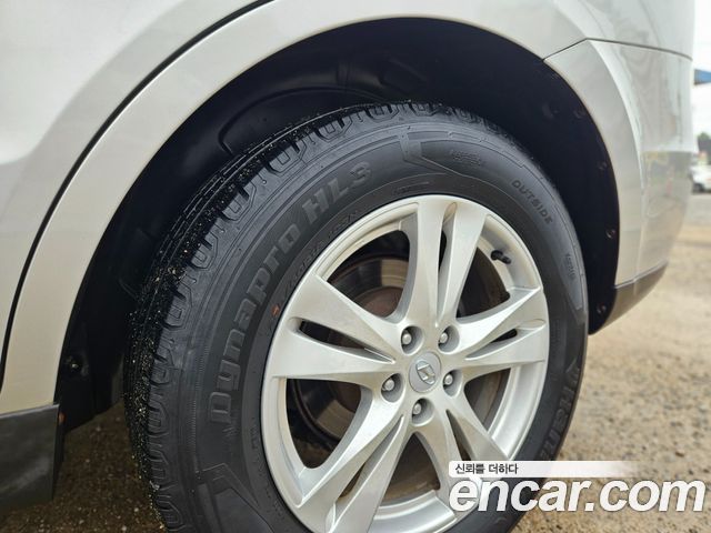 Hyundai Santafe 2011 — photo 13