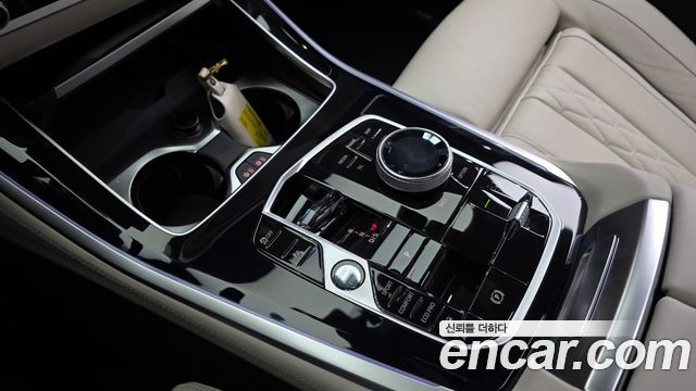 BMW X5 2025 — photo 12