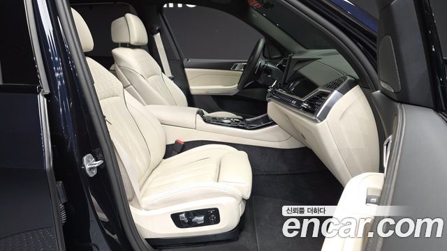 BMW X5 2025 — photo 17