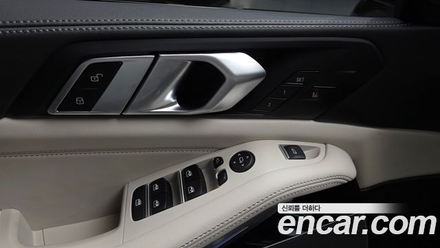 BMW X5 2025 — photo 28