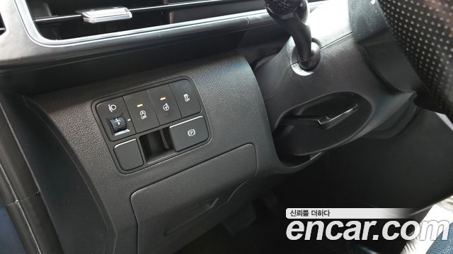 Hyundai Staria 2022 — photo 15