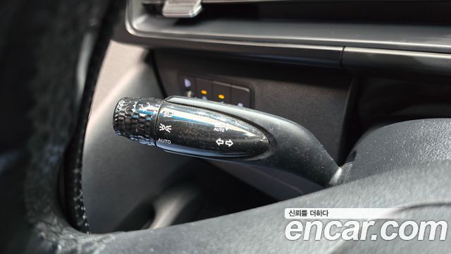 Hyundai Staria 2022 — photo 16