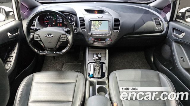 Kia K3 2017 — photo 7