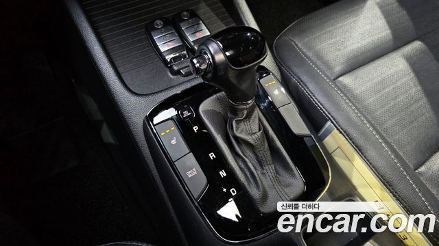 Kia K3 2017 — photo 9