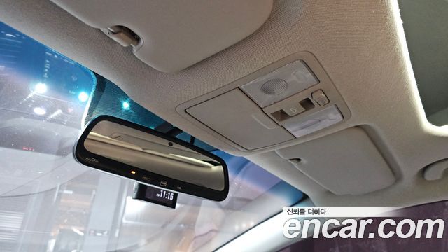 Kia K3 2017 — photo 18