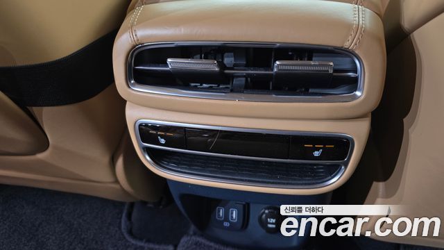 Genesis GV80 2020 — photo 18