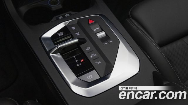 BMW 2-Series 2025 — photo 9