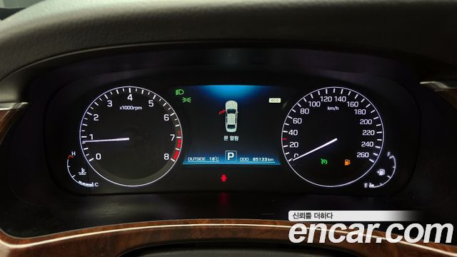 Hyundai Equus 2014 — photo 11