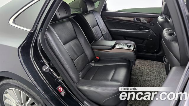 Hyundai Equus 2014 — photo 17