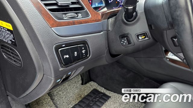Hyundai Equus 2014 — photo 25