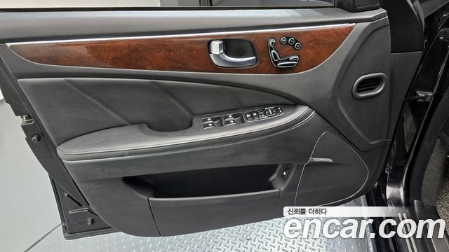 Hyundai Equus 2014 — photo 14