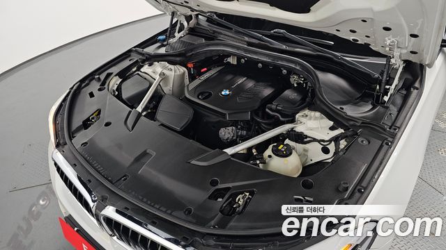 BMW Gran Turismo 2020 — photo 6