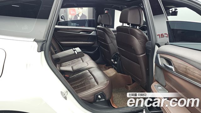 BMW Gran Turismo 2020 — photo 17