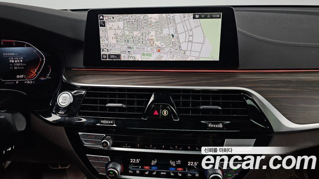 BMW Gran Turismo 2020 — photo 19