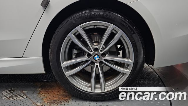 BMW Gran Turismo 2020 — photo 7