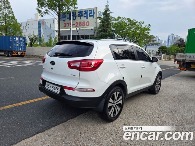 Kia Sportage 2011 — photo 3